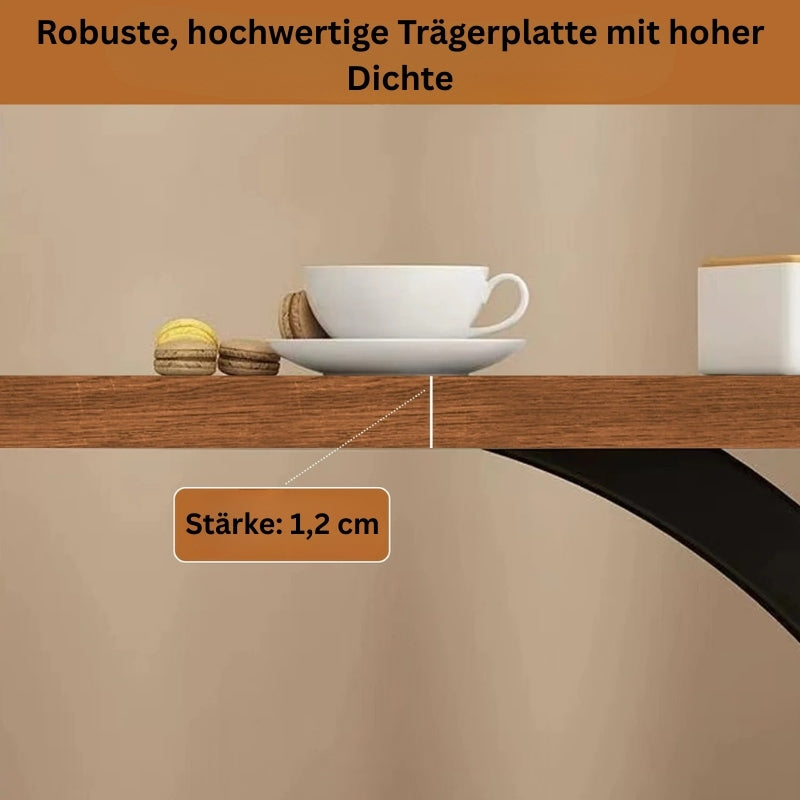 Detailaufnahme der robusten Holzplatte eines Beistelltisches mit Materialstärke von 1,2 cm.