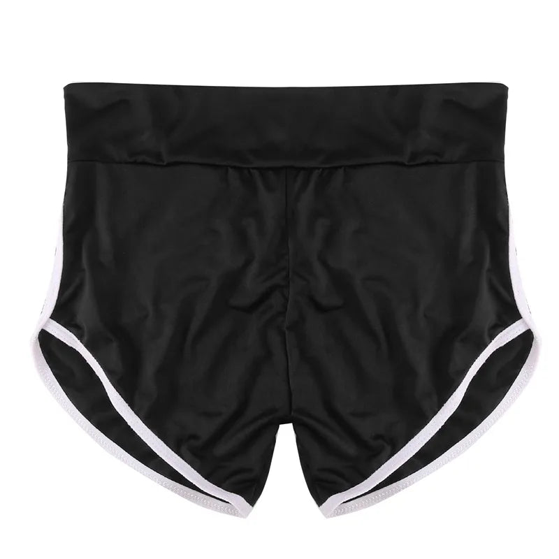 Schwarze Damen Sport Shorts mit weißem Saum als Freisteller.
