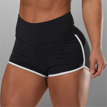 Schwarze Damen Sport Shorts mit hohem Bund in Frontansicht.