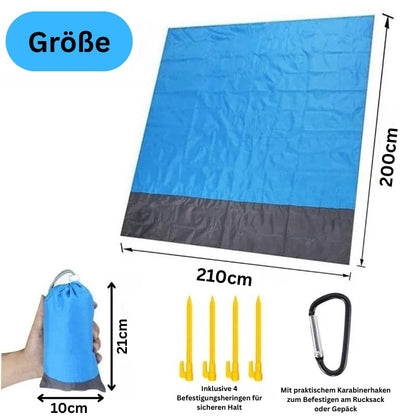 Leichte Picknickdecke mit den Maßen 210 x 200 cm und kompaktem Packmaß.