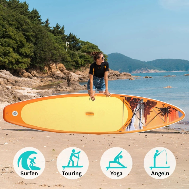 Stand-Up-Paddle Board am Strand im Einsatz für Surfen, Touring, Yoga und Angeln.